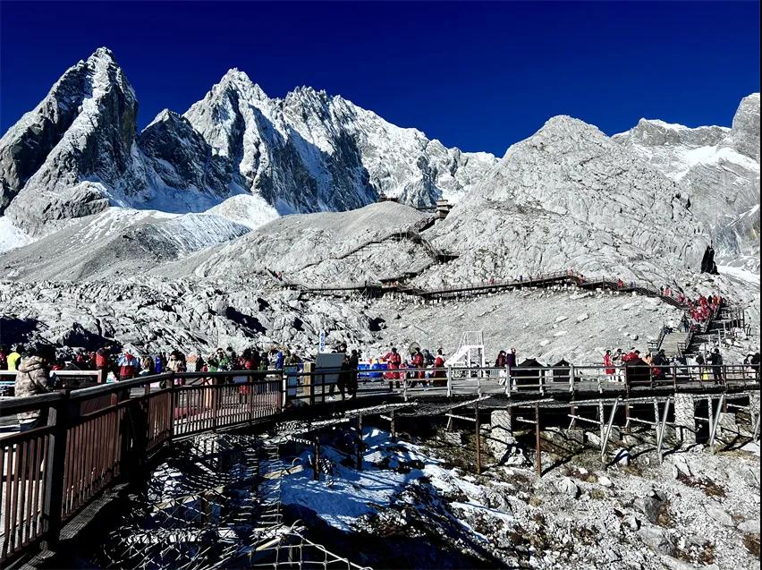 玉龍雪山